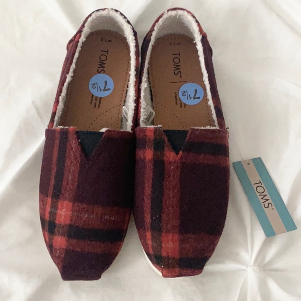 Toms Women’s Belmont red plaid with faux shearling slip on shoes